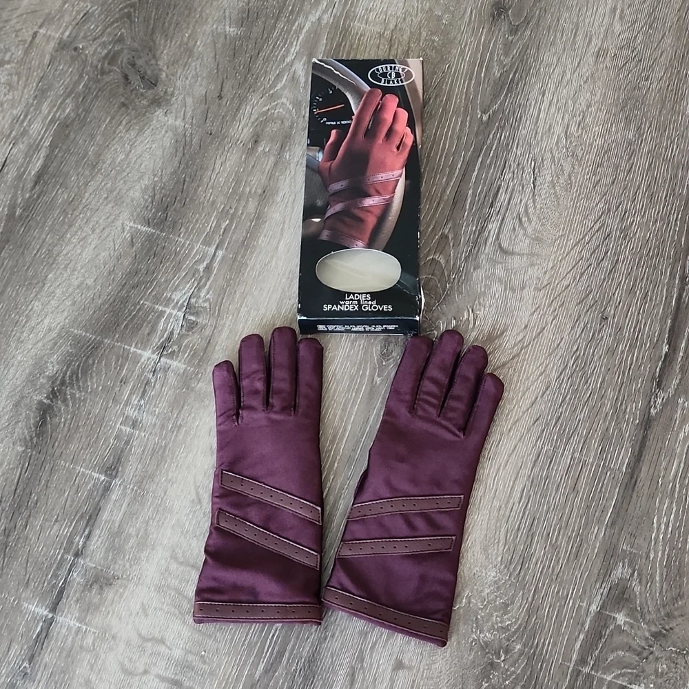 NEW! Vintage CB Courtney Blake Warm Lined Spandex Driving Gloves Burgundy Port